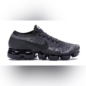 Nike Women’s Oreo 2.0 Vapormax Knit Sneakers
